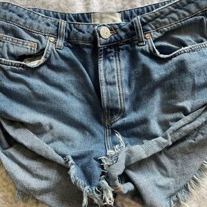 One teaspoons Shorts.